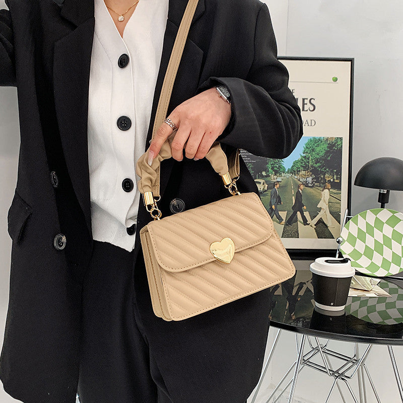 Ale Heart Bag