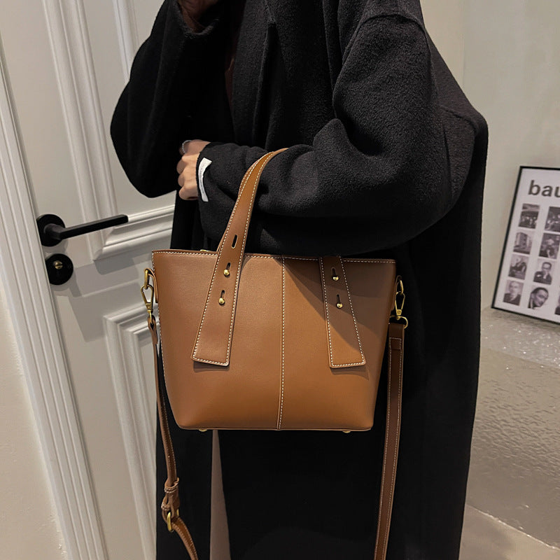 Sansa Tote