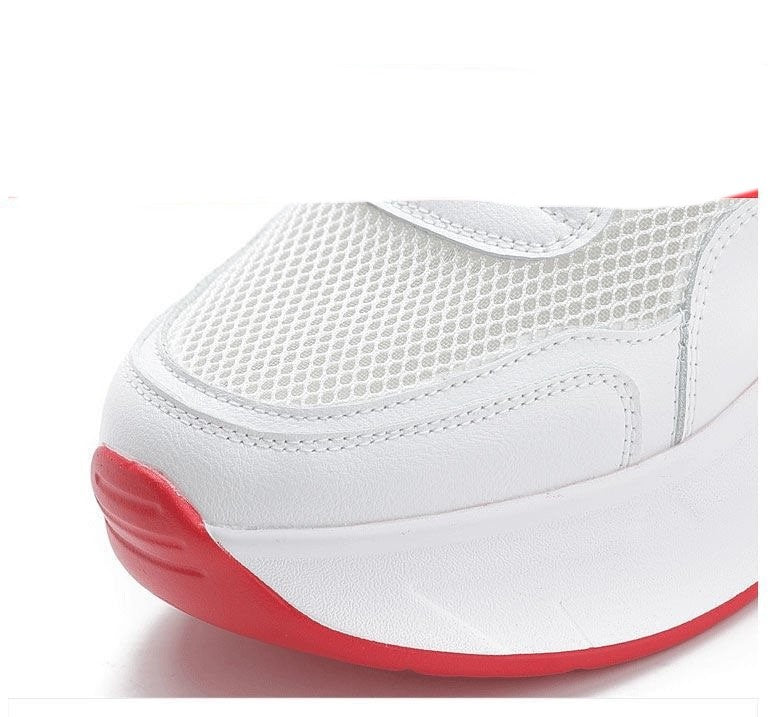 Heightening Sports Shoes For Women With Round Toe Tie Ups