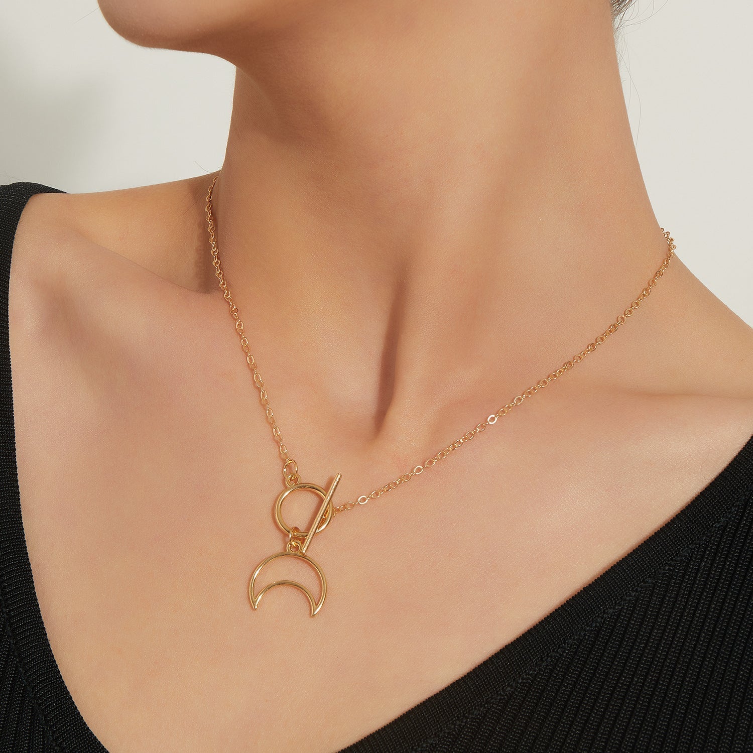 Moon Shape Necklace