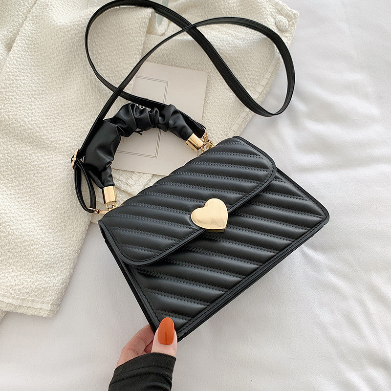 Ale Heart Bag