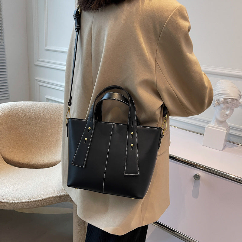Sansa Tote
