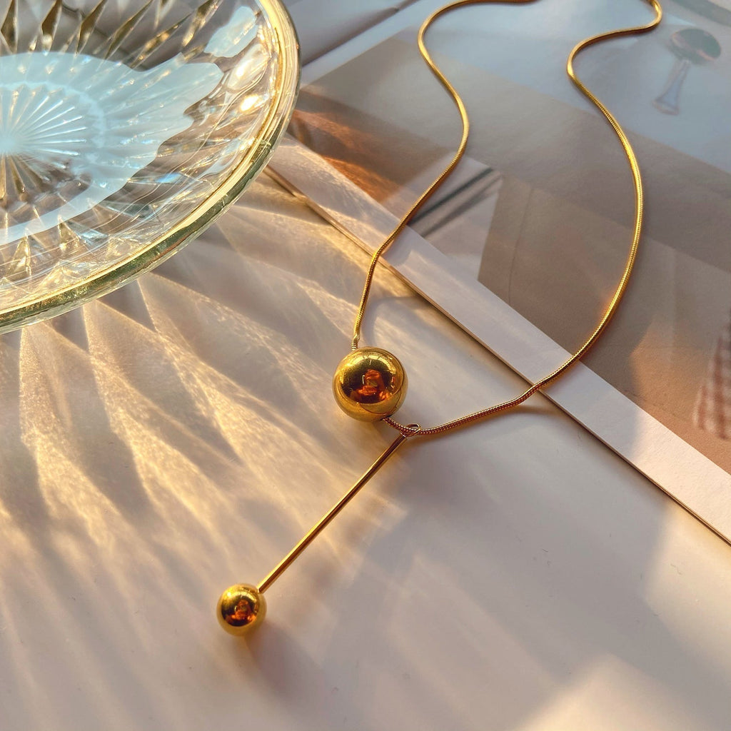 Rosher Ball Pendant Necklace