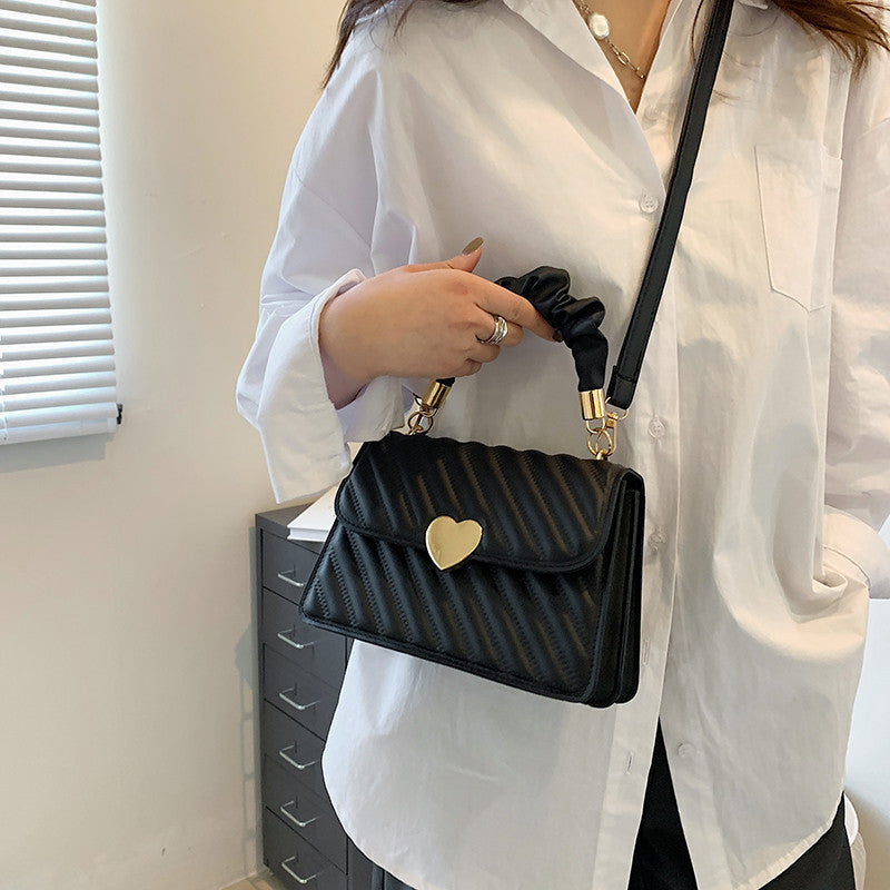 Ale Heart Bag